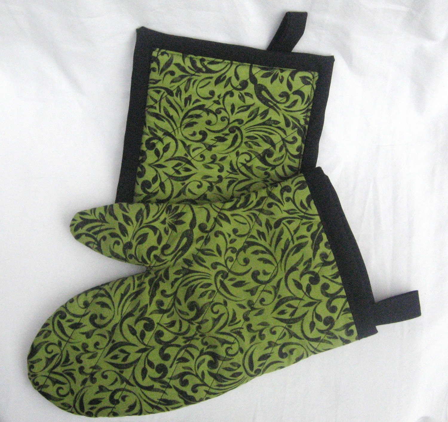 Oven Mitt & Potholder Set, Olive Green and Black Handmade Oven Mitt and Potholder Set