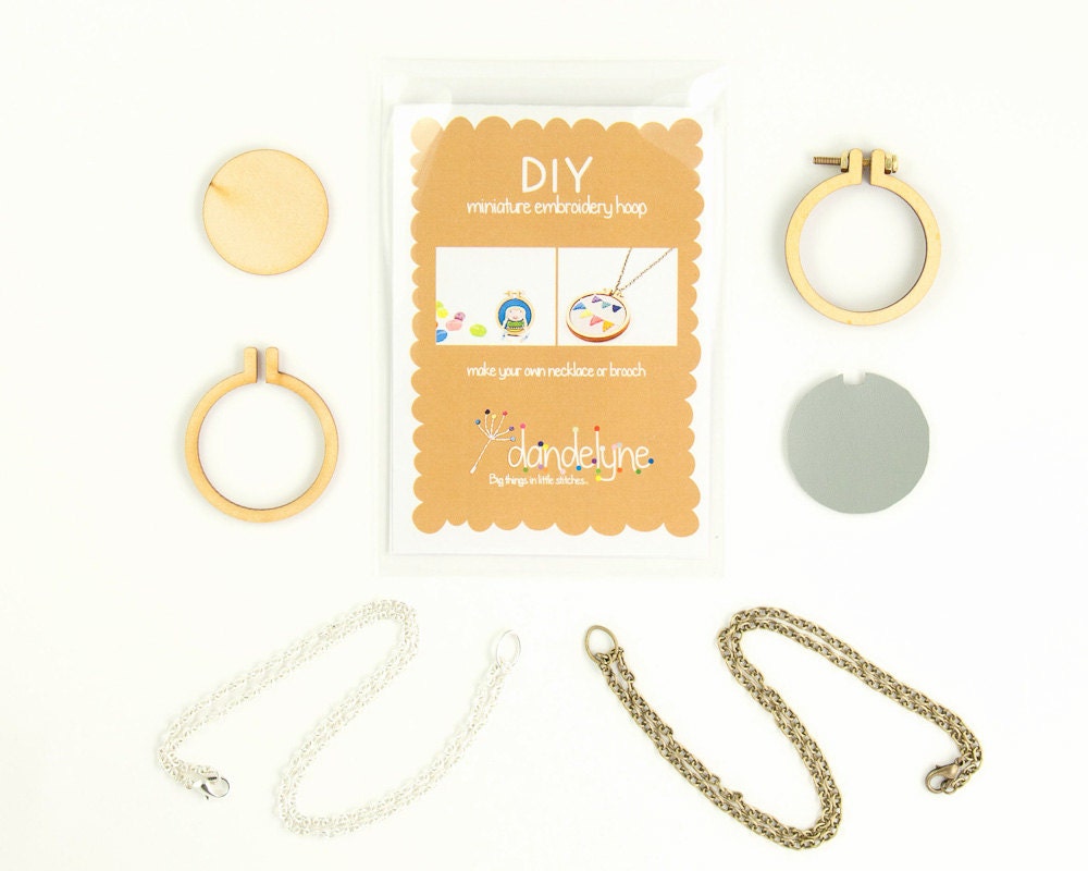 DIY miniature embroidery hoop with necklace - 4cm/1.6" hoop - make a necklace - unique Dandelyne miniature hoop