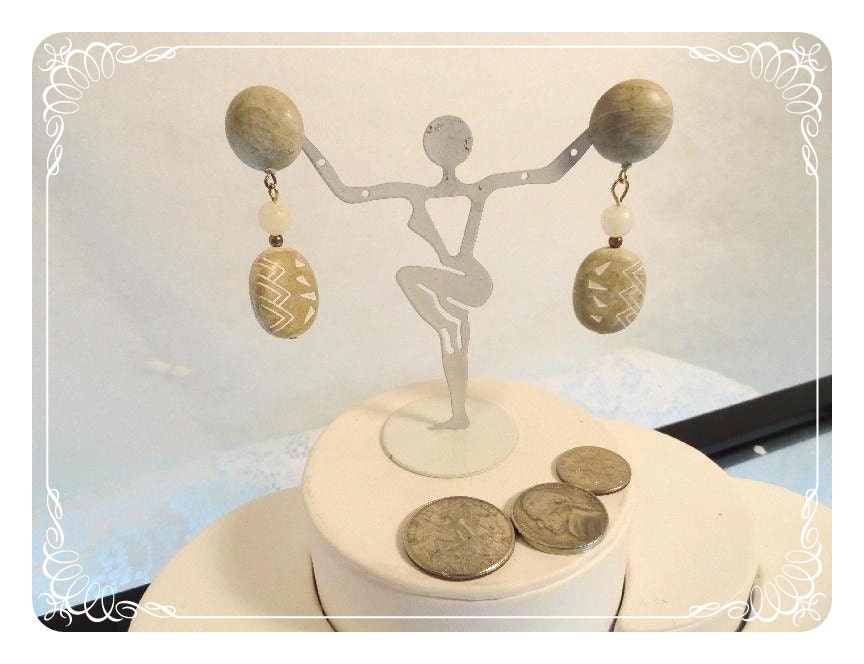 Retro Egyptian Hieroglyphics Style Pierced Earrings   E670a-081412000