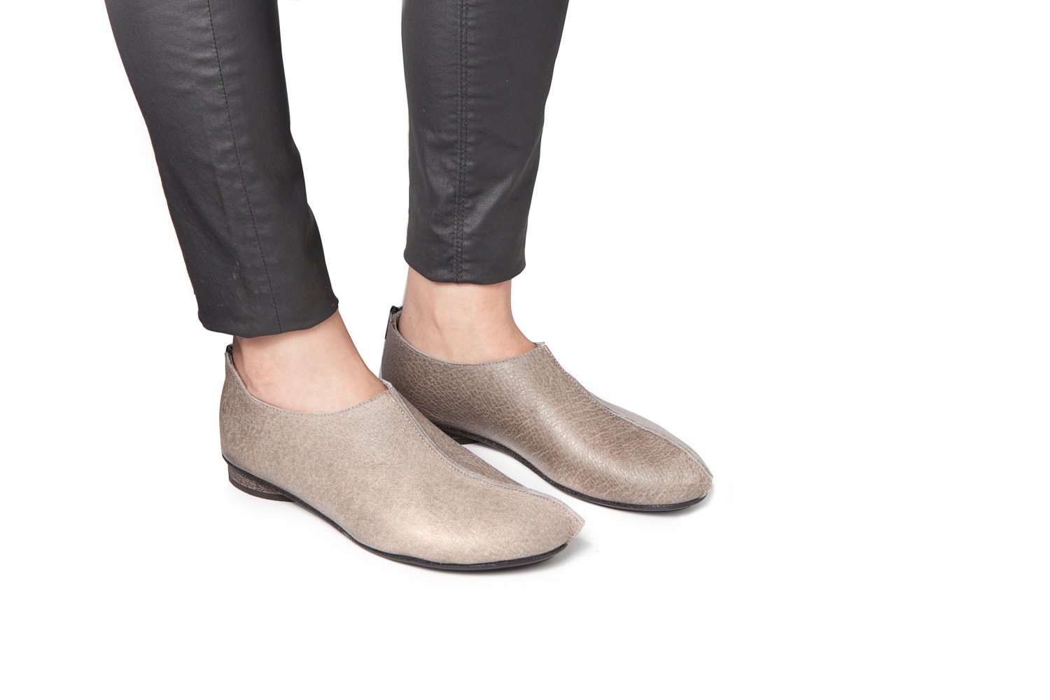 SHOES ON SALE, Grey shoes,  Low shoes, Leather shoes, Women shoes