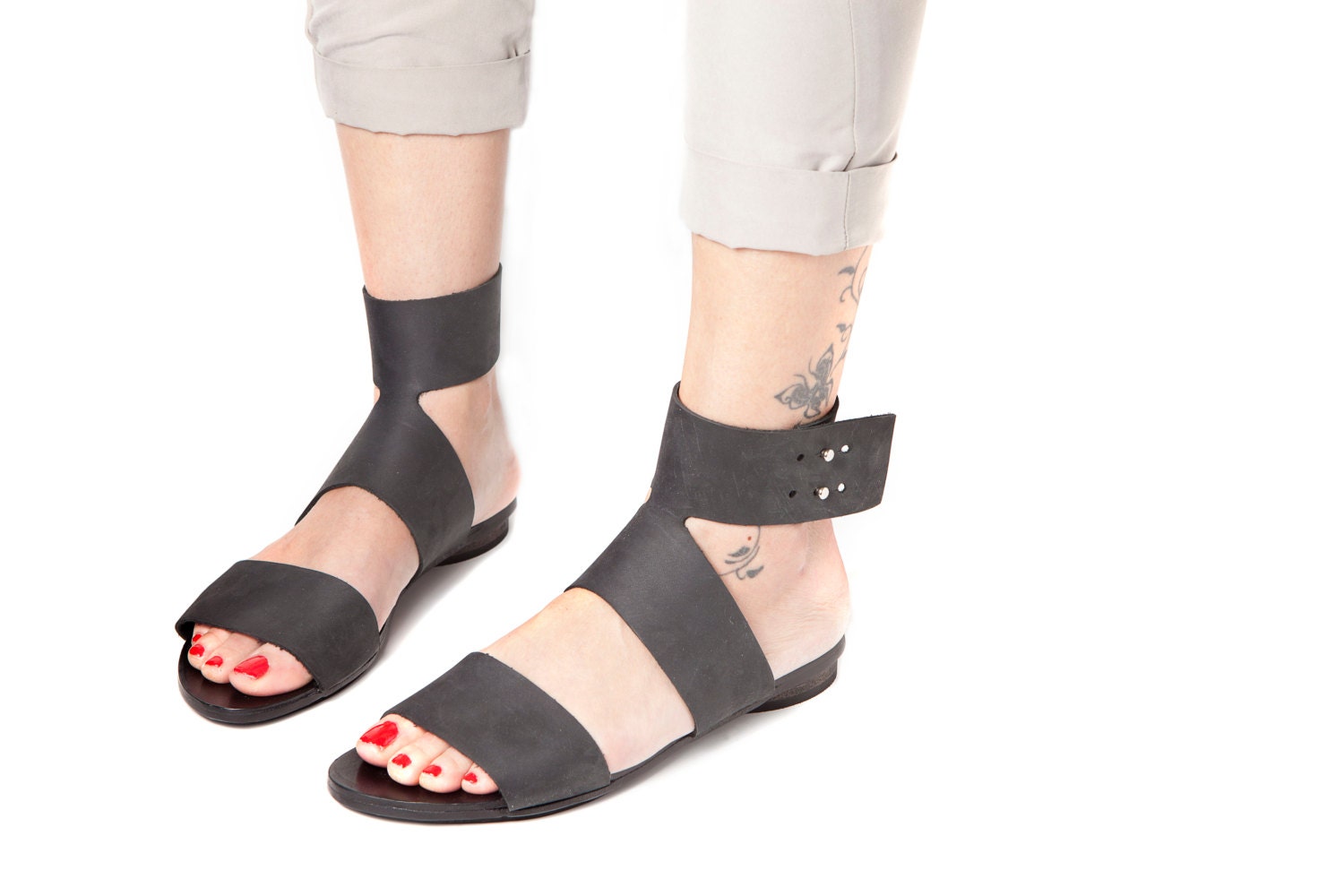 SALE 30% Black women collar sandals