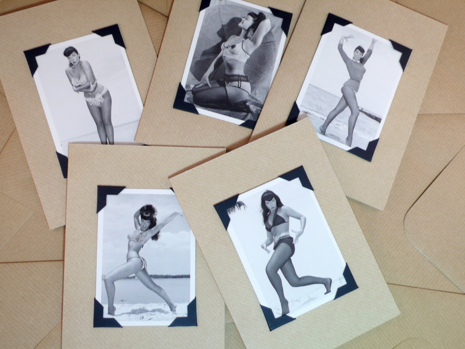 Bettie Paige Note Cards Boxed Set Vintage Betty Bangs Stationery