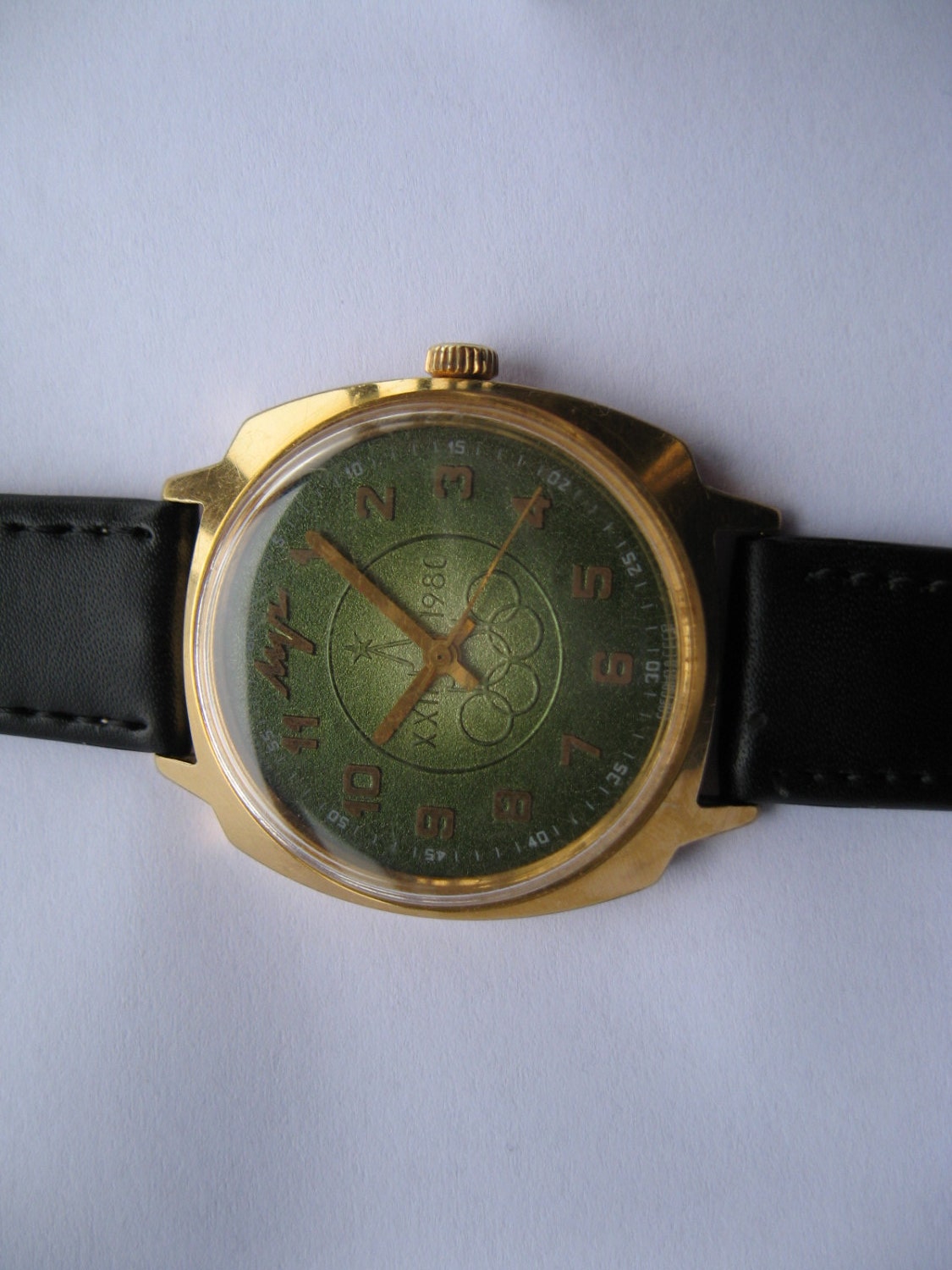 Rare Soviet watch LUCH 2209 commemorative watch for the 1980 Moscow Olympics Made in USSR
