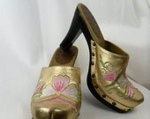 80s vintage Asian boho gold leather 4 inch high heeled clogs mules "Madame Hippie Butterfly": size US7/ Eur 37.5