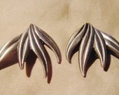 Art Nouveau Pewter Leaf Clips  30% OFF Price Adjusted Summer Sale