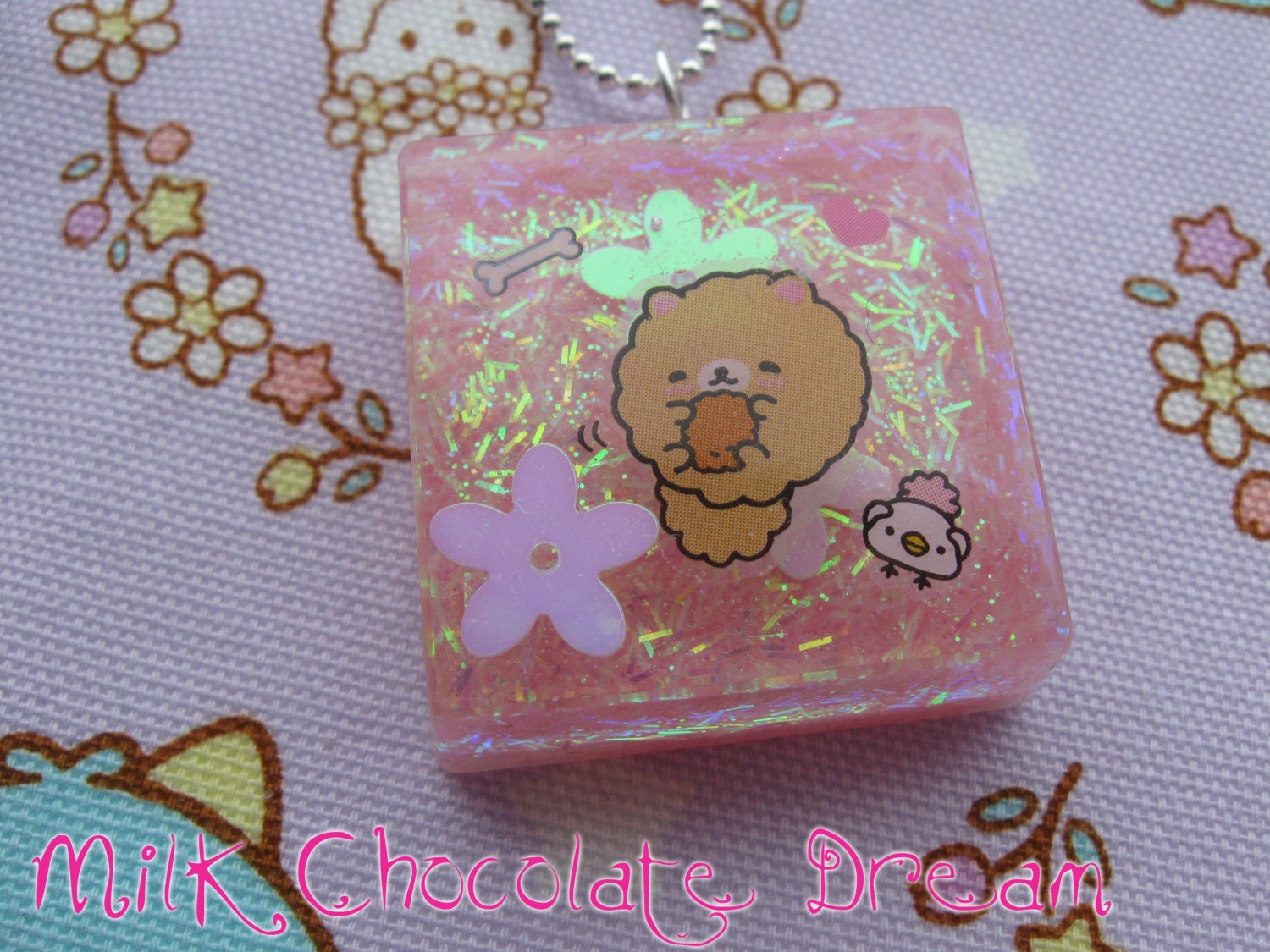 Homekoro Resin Necklace