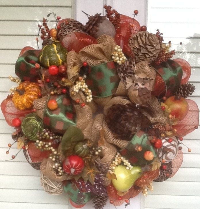 Fall Burlap and Deco Mesh Owl Wreath