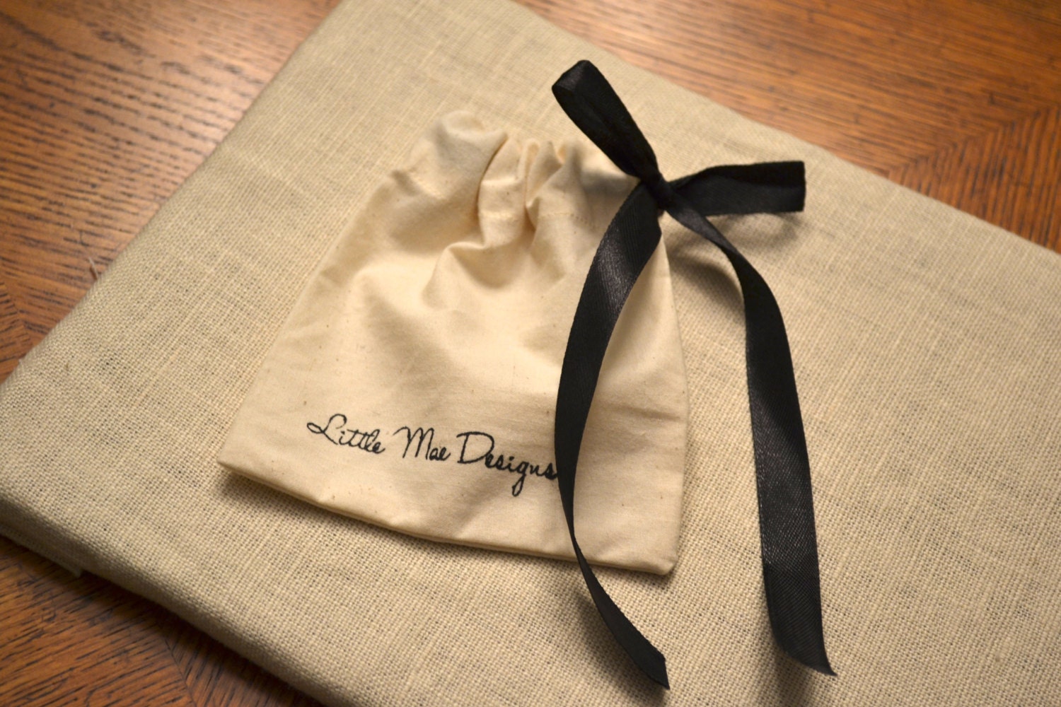 Set of 3 Lily: Beautiful Bride or Bridesmaid Pearl Necklace - Ivory with Navy Ribbon & Bow