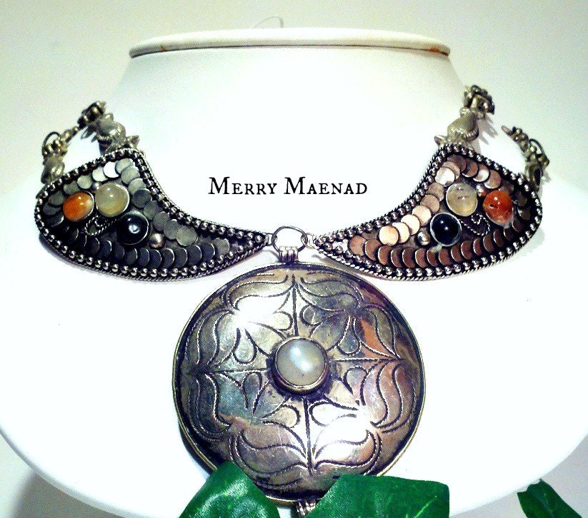 Tribal metal necklace with Turkoman medallion - ATS belly dance. OOAK ethnic jewelry