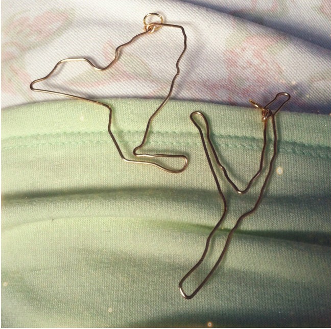 Custom State or Country Pendant / Gold or Silver (NO heart)