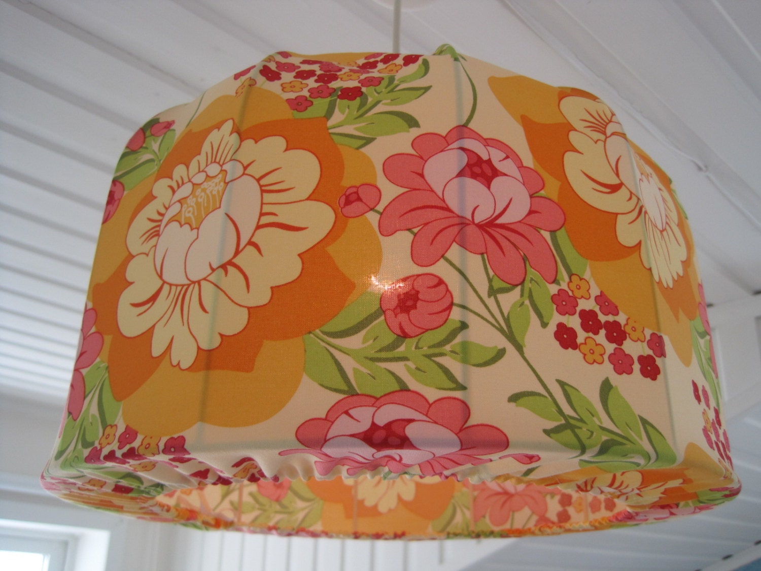 Lampshade, Pendant light , Flowers in Retro fabric