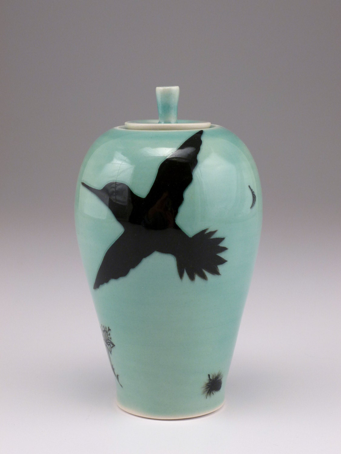 Hummingbird urn/lidded jar