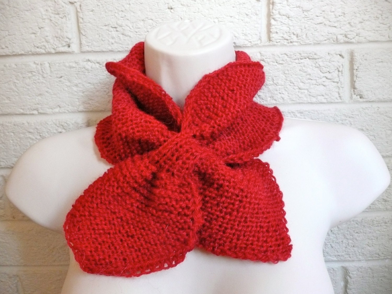 100% Alpaca Red Soft Warm Cravat