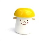 Vintage soviet yellow salt pepper shaker happy muchroom neon citrine lemon new old stock unused