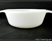 Vintage Anchor Hocking Fire King milk glass ovenware oven glass small custard or casserole bowl with milk glass handles