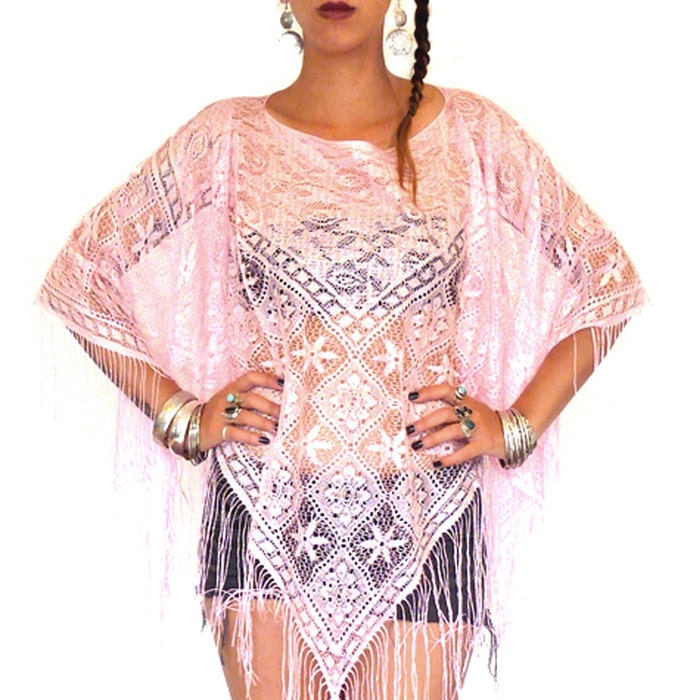 HOLA VINTAGE Boho Grunge Fringed Lace Poncho - Festival Gypsy Shawl With Fringe - Sheer Pink Lace Poncho Blouse - Free Size