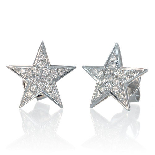 18K White Gold Pave Diamond Star Earrings