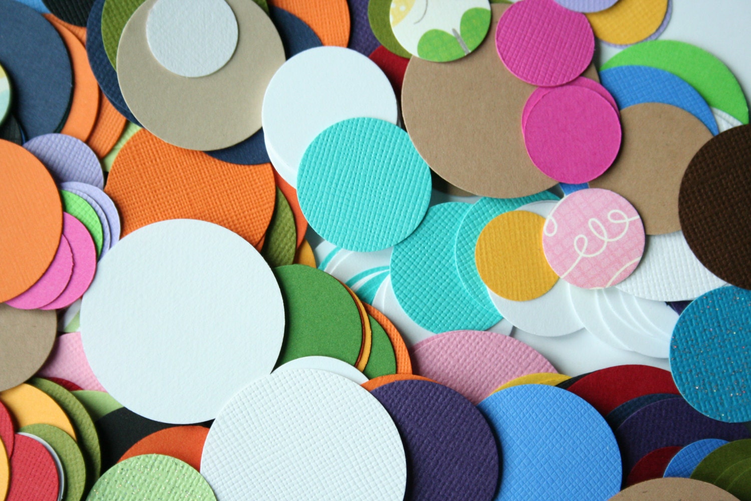 100 Miscellaneous Circle Punches