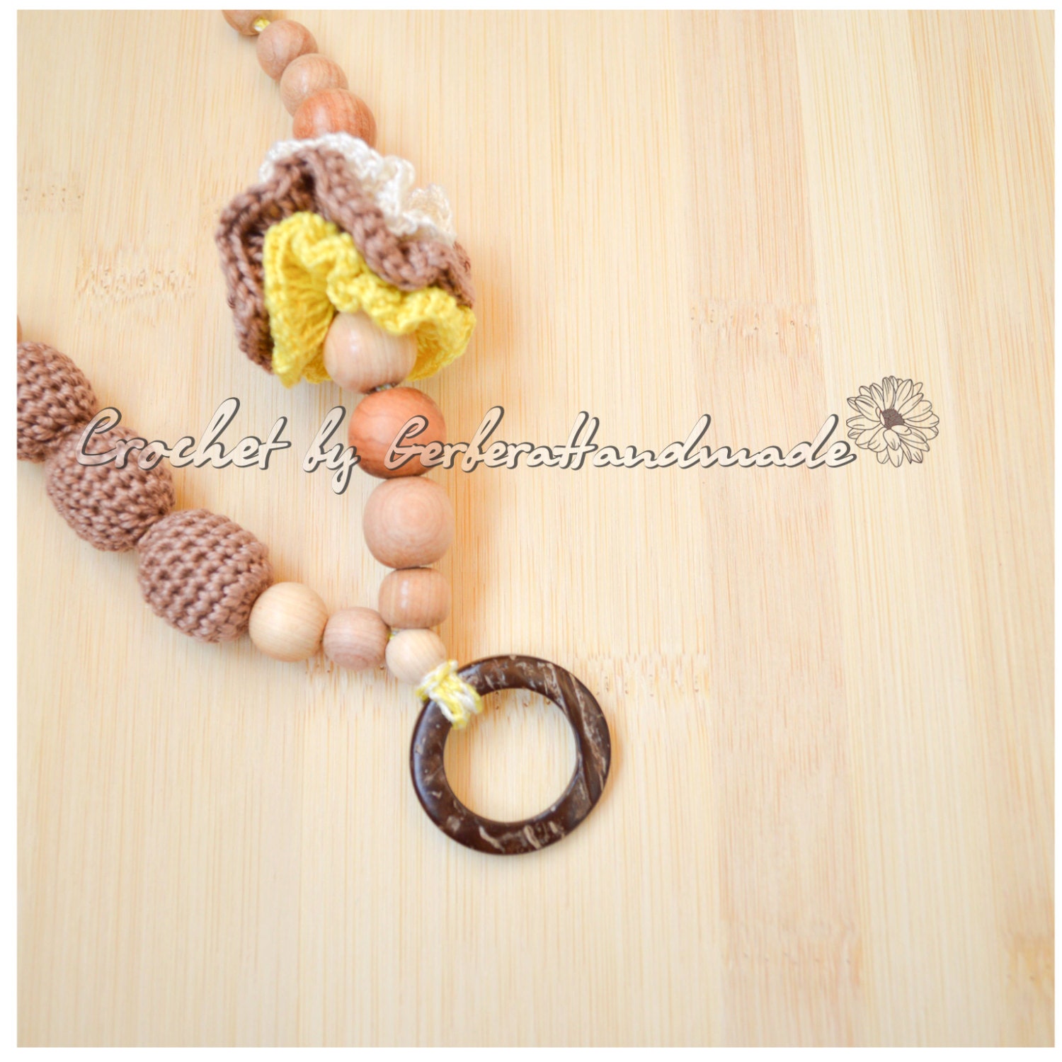Teething necklace / Nursing necklace / Breastfeeding Necklace / Crochet Necklace for mom yellow cream brown