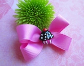 Cupcake hair bow Tiny little girl dessert resin hair clip pink itty bitty clips party favor sprinkles candy punk
