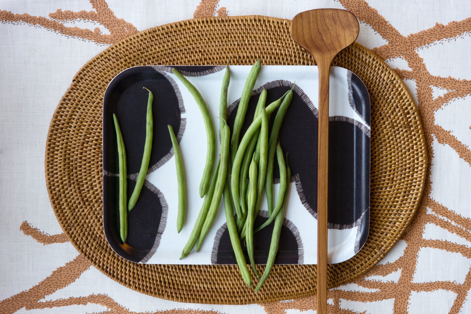 Tea and Breakfast Tray with Scandinavian Print, Dark Brown