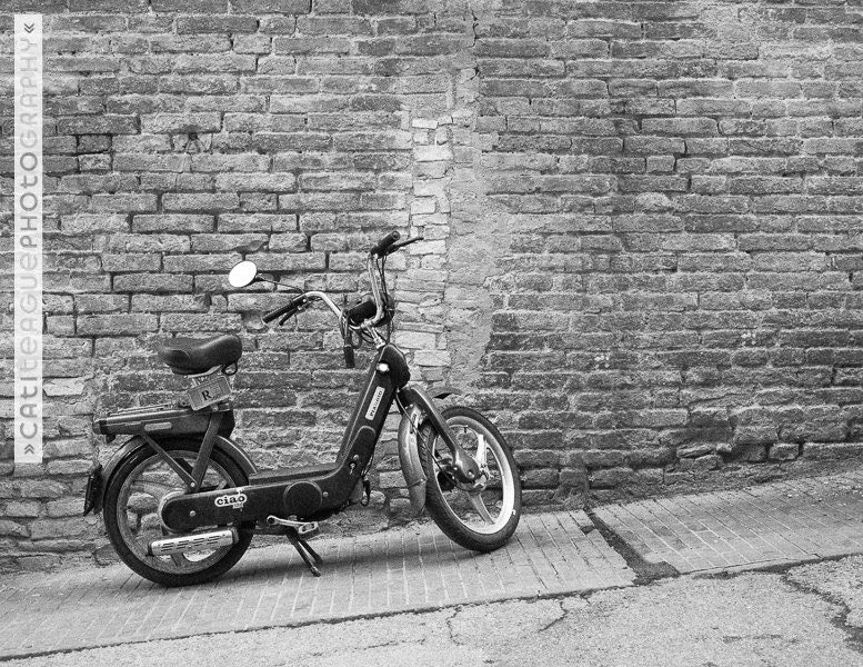 METAL photograph of Piaggio moped scooter in Tuscany, Italy - Metal Print photo