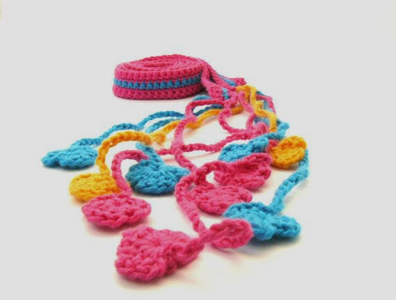 Crochet summer belt, fuchsia pink, blue