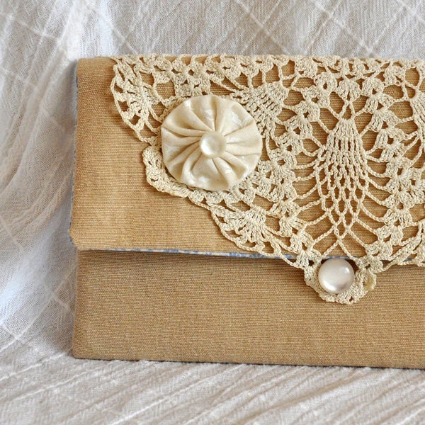 Clutch, Small Purse, Handmade, Ecru Beige Clutch, Upcycled, Repurposed, Vintage Crochet, Vintage Chic, Party Clutch, Wedding Purse