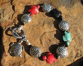 Turtle Beach - Summer bracelet, coral, turquoise, silver turtle charm
