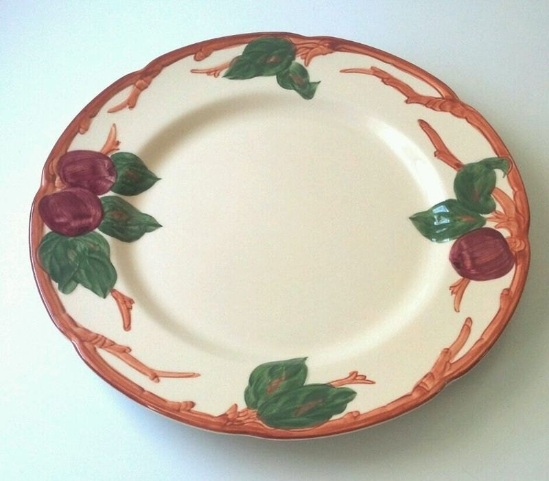 Franciscan Ware Apple Pattern 10 5/8" Plates Set Of 4