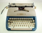 Voss Deluxe Typewriter, duotone blue-white