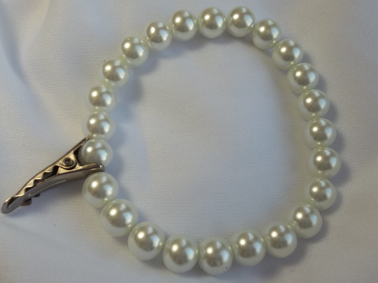 cool toned ( bright white) genuine pearl temple bracelet