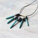 Hokoa - necklace - Howlite turquoise, wood, porcelain and metal