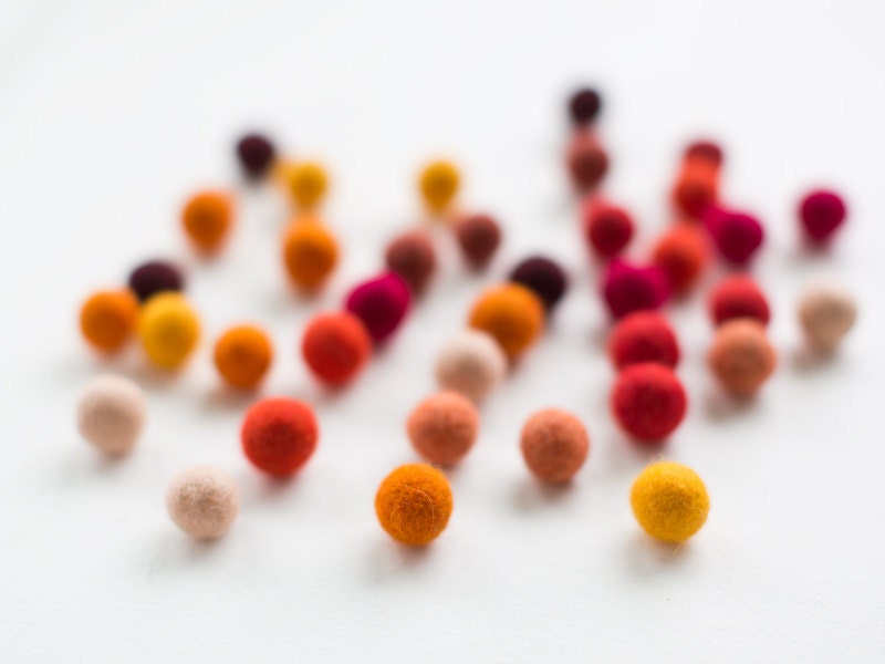 50 felt wool balls (1/2 in. size) hot mix color: red orange bordeaux yellow burgundy brown