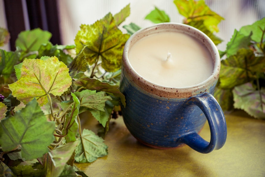 Creamy Vanilla Candle feat. Chris Dewees Pottery