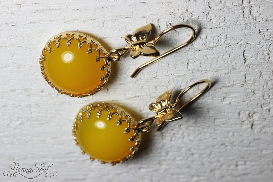 Butterfly earrings with yellow agate, Yellow gemstone earrings, Vintage earrings, Bridesmaid gift