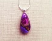 Real Pink Rose Petal Resin Pendant Resin Jewelry Resin Pendant Nature Inspired Jewelry Botanical Jewellery Violet Pendant OOAK