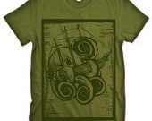 Cthulhu Kraken Woodcut (Dark Green on Olive) MENS Tshirt