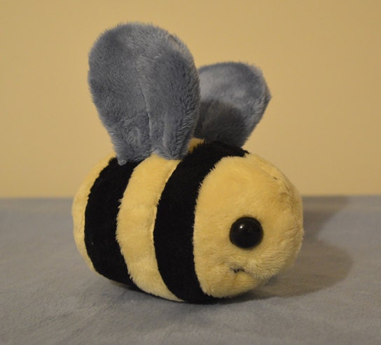 Buzzy Bee Keyring