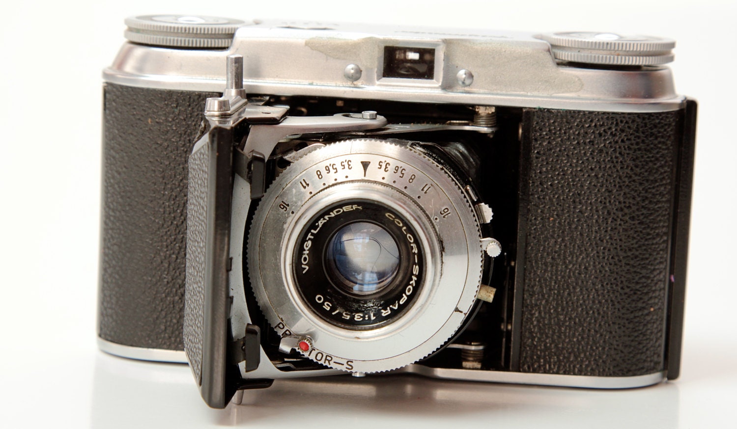 VOIGTLANDER VITO II 35mm Camera with Case 1950s