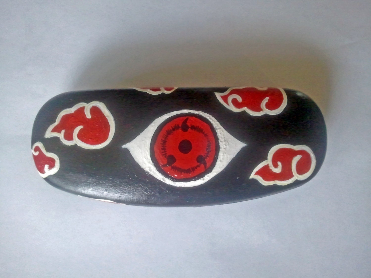 Itachi Uchiha Glasses Case - Naruto Shippuden - Hard Clamshell Eyeglasses Case - Black and Red Hand Painted Case - Sharingan Eye