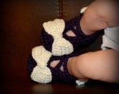 Baby Bow Shoes Mary Janes Cross Straps that STAY ON 100% wool high quality yarn