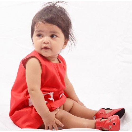 FREE SHIPPINg use coupon code FREESHIP /Girls dress D11 baby red white heart  bows valentines christmas ny birthday