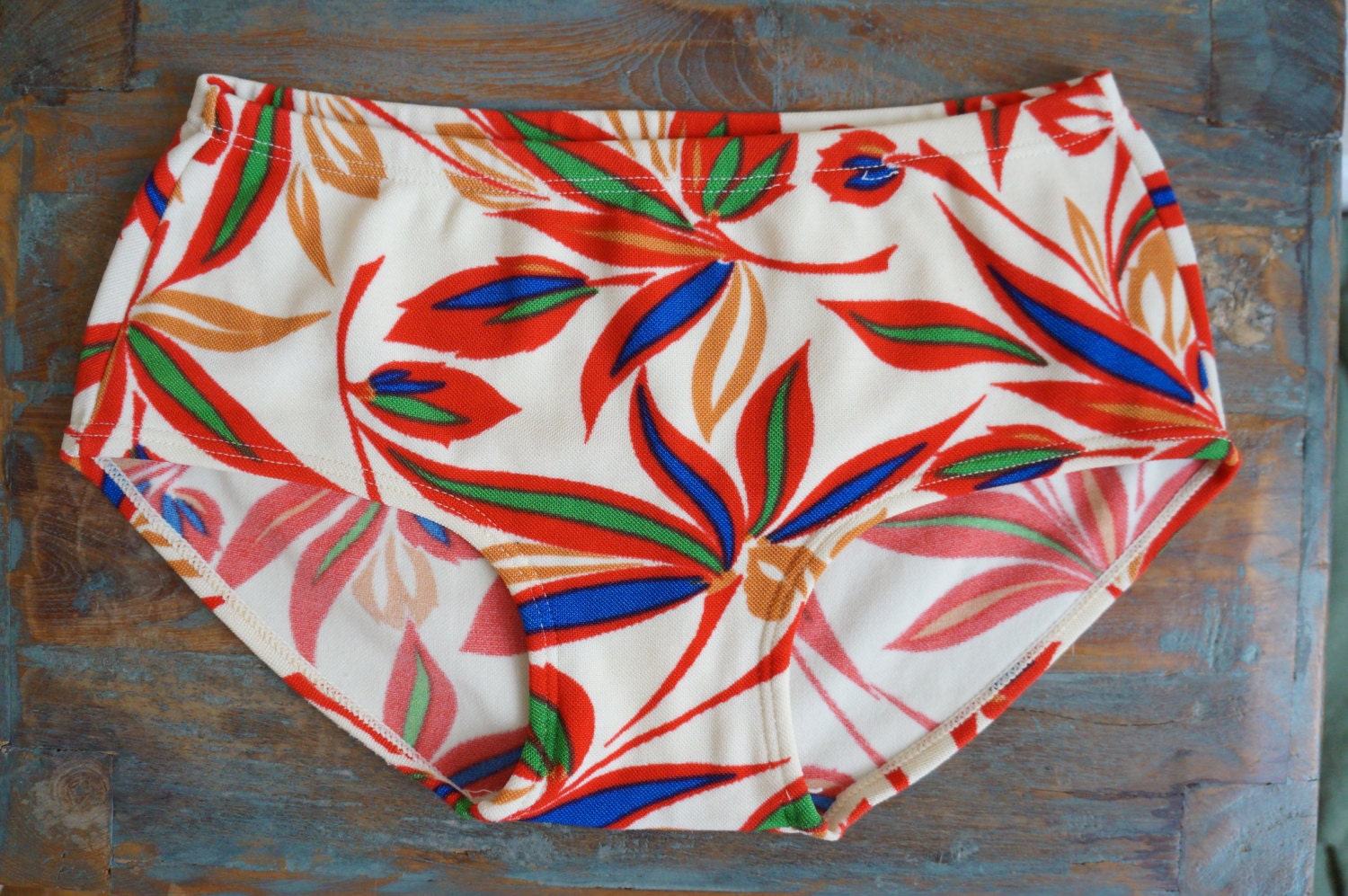 Vintage Bikini Bottom / Floral Bikini Bottom / 1960s Bikini Bottom