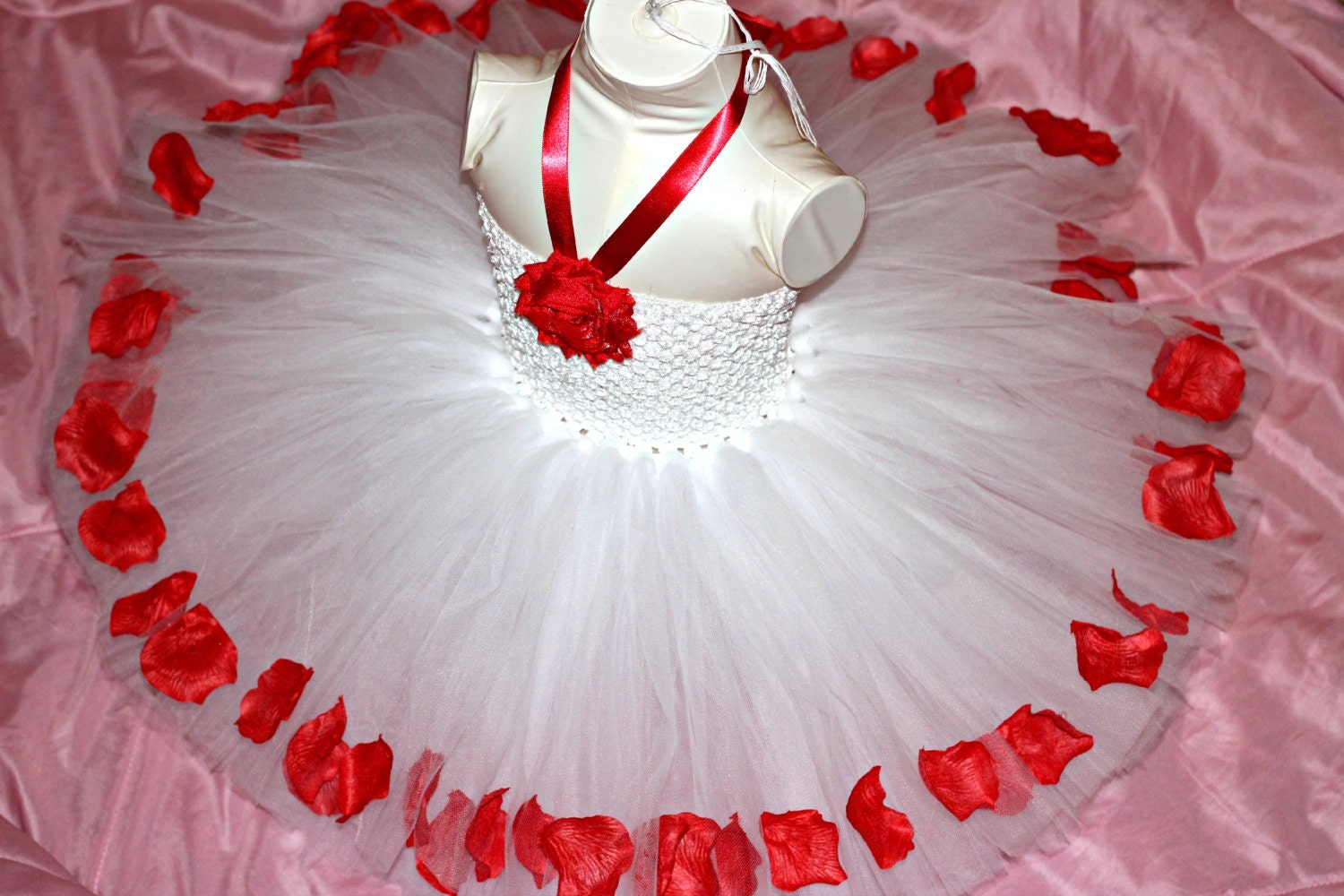 White and Red Rose Petal Dress, Valentine's Day Tutu Dress, Formal Dress, Flower Girl, Wedding, Birthday, Size Newborn-4T