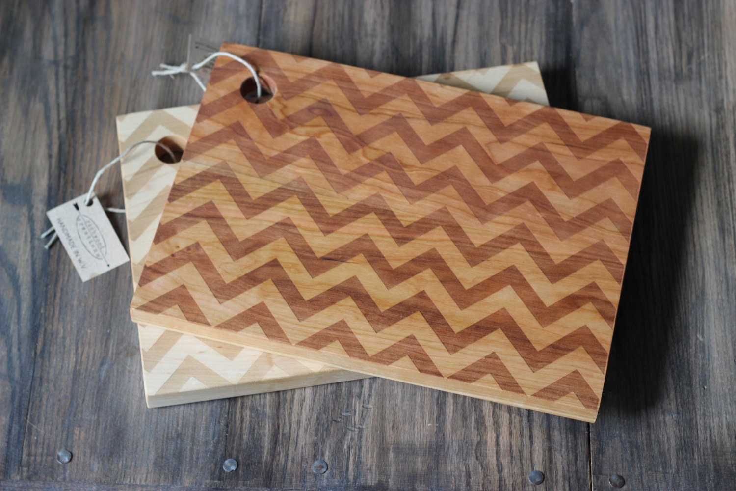 13" x 9.5" Wood Cutting Board - Modern Chevron Pattern