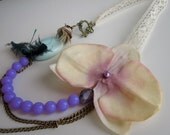 Vintage wedding necklace Bridal jewelry Romantic necklace Flower necklace Purple necklace Classic jewelry