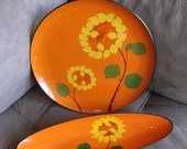 Lacquer Ware Platters - Set of Two - Vintage 1965