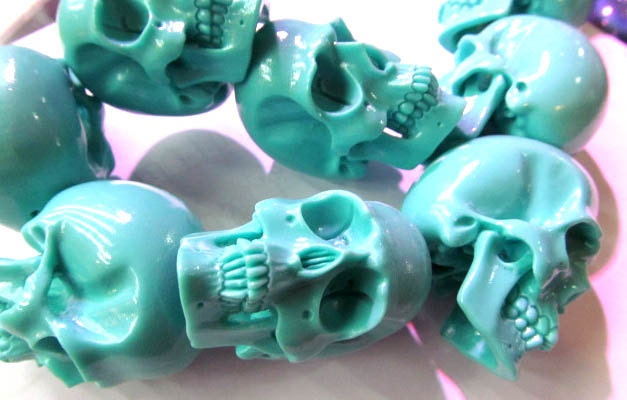 Large gergous acrylic resin plastic 25x50mm 10pcs---high quality skull skeleton cabachons turquoise blue mixed jewelry beads focal