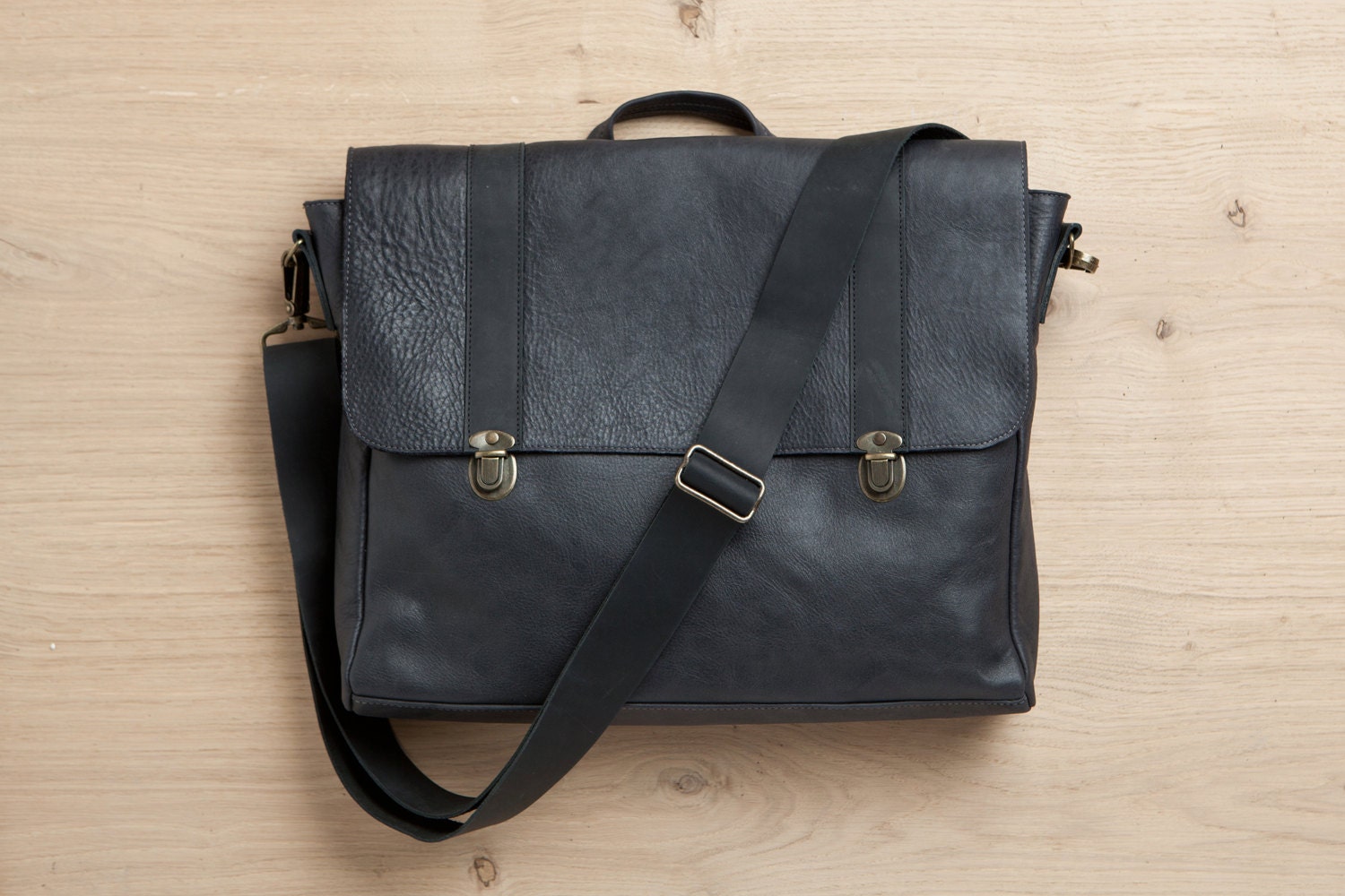 Satchel bag, black leather bag, student backpack, crossbody bag, gift for him, handbag, laptop bag for men / women, messenger bag, briefcase